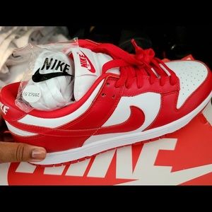 NIKE DUNK LOW University Red (2020)
